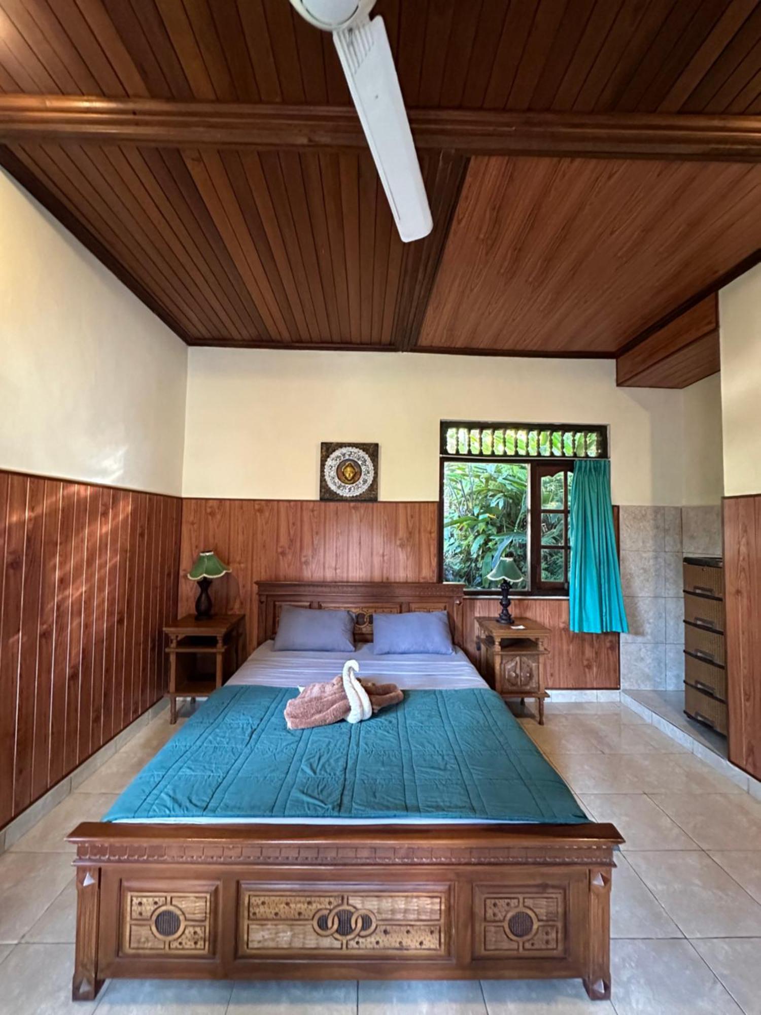 Kajeng Bungalow Bed & Breakfast Ubud  Exterior photo